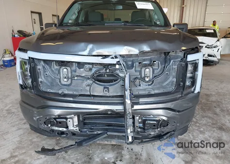 2025 Ford F-150 Lightning Xlt z USA, uszkodzony, nr VIN 1FTVW3LK7SWG16717